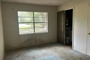 1806 S Elizabeth Ave, Kirbyville, TX 75956 - Photo 7