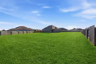 9206 Kay-Kay Ct, Mont Belvieu, TX 77523 - Photo 25