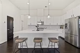 9206 Kay-Kay Ct, Mont Belvieu, TX 77523 - Photo 9