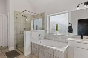 9206 Kay-Kay Ct, Mont Belvieu, TX 77523 - Photo 17