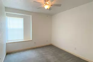 6918 Springcrest Ct, Sugar Land, TX 77479 - Photo 27