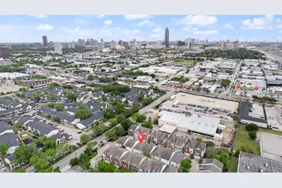 3410 Skyline Village Drive, Houston, TX 77057 - Photo 47