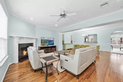 3410 Skyline Village Drive, Houston, TX 77057 - Photo 11