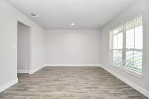 2101 Corn Thistle Wy, Magnolia, TX 77355 - Photo 5