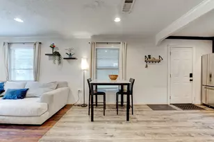 708 Gresham St, Baytown, TX 77520 - Photo 9