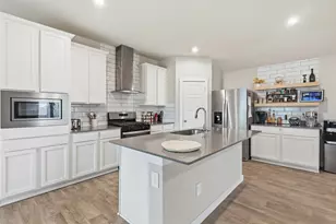 2915 Newington Ln, Houston, TX 77047 - Photo 7
