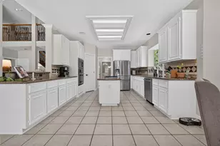 4334 Sweet Cicely Ct, Houston, TX 77059 - Photo 13