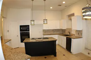 642 Avery Dr, Sugar Land, TX 77479 - Photo 13