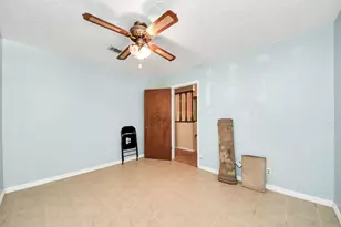 19310 Timber Forest Dr, Humble, TX 77346 - Photo 13