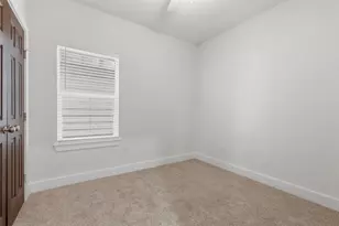 9925 Fillmore St, Houston, TX 77029 - Photo 7