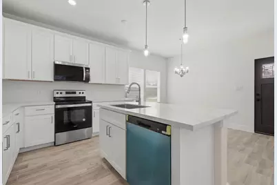 9925 Fillmore Street, Houston, TX 77029 - Photo 5