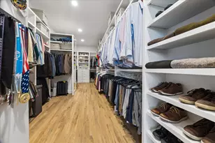 1311 Castle Ct, Houston, TX 77006 - Photo 19