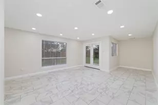 5107 Kleindale Dr, Houston, TX 77066 - Photo 13