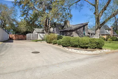 15754 Walkwood Drive, Houston, TX 77079 - Photo 7