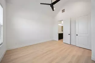 2528 Live Oak St, Houston, TX 77004 - Photo 11