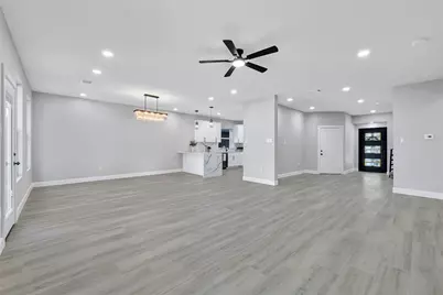 9026 Lawncliff Lane, Houston, TX 77040 - Photo 9