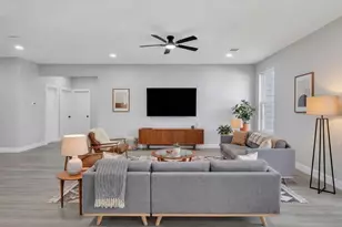 9026 Lawncliff Ln, Houston, TX 77040 - Photo 5