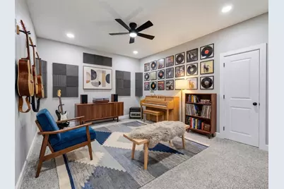 9026 Lawncliff Lane, Houston, TX 77040 - Photo 27