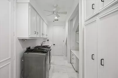 4 River Hollow Lane, Houston, TX 77027 - Photo 17
