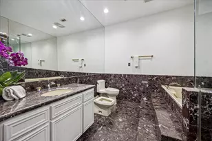 4 River Hollow Ln, Houston, TX 77027 - Photo 21