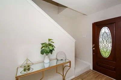 10427 Huntington Crest Drive, Houston, TX 77099 - Photo 7