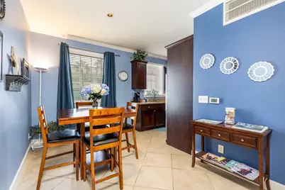 7000 Seawall Boulevard #324, Galveston, TX 77551 - Photo 5