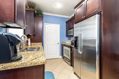 7000 Seawall Boulevard #324, Galveston, TX 77551 - Photo 7