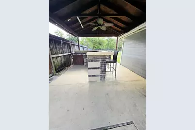 5709 Craig Street, Houston, TX 77023 - Photo 15