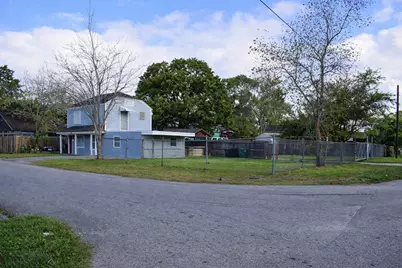 5709 Craig Street, Houston, TX 77023 - Photo 19