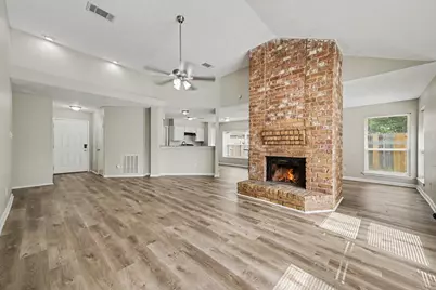 2710 Village Circle Drive, Katy, TX 77493 - Photo 5