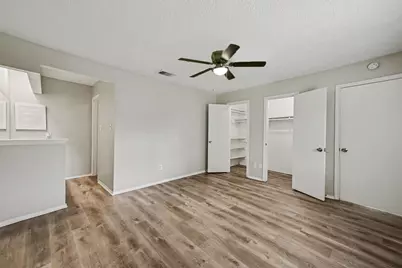 2710 Village Circle Drive, Katy, TX 77493 - Photo 11