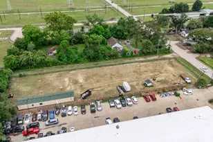 9610 Aguila St, Houston, TX 77013 - Photo 5