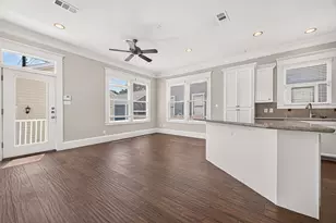 432 W 25th St, Houston, TX 77008 - Photo 13