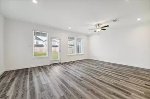 12322 Brandenburg Gate Dr, Houston, TX 77047 - Photo 11
