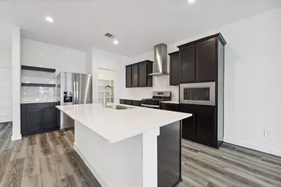 12322 Brandenburg Gate Drive, Houston, TX 77047 - Photo 7