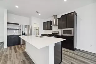 12322 Brandenburg Gate Dr, Houston, TX 77047 - Photo 7