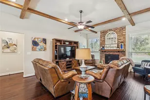 118 Roosevelt St, Shepherd, TX 77371 - Photo 5