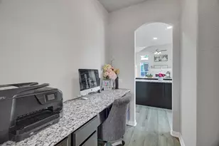 209 Mdw Rdg Wy, Clute, TX 77531 - Photo 13