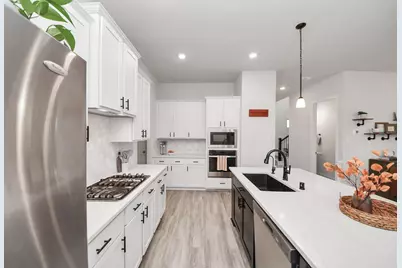 21323 Oakley Claremont Court, Magnolia, TX 77355 - Photo 11