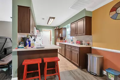 1100 N Heron Drive, Seabrook, TX 77586 - Photo 11