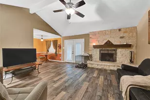 1100 N Heron Dr, Seabrook, TX 77586 - Photo 7