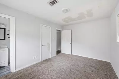 1732 Greenbriar Avenue, Orange, TX 77632 - Photo 17