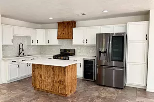 3608 Cedarcrest Dr, Pasadena, TX 77503 - Photo 7