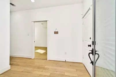 208 N York Street #B, Houston, TX 77003 - Photo 3