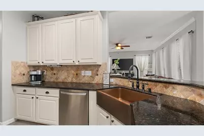2437 La Rochelle Court, Seabrook, TX 77586 - Photo 17