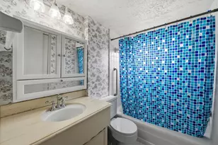 12902 Maxim Dr, Houston, TX 77065 - Photo 17