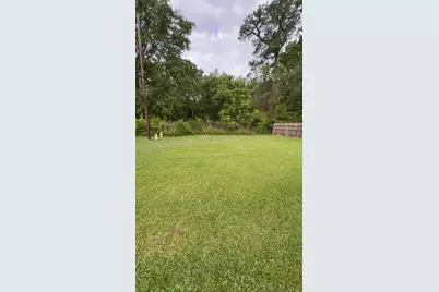 4665 Glen Oaks Circle, Beaumont, TX 77708 - Photo 17