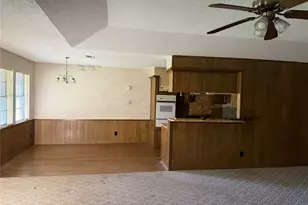 901 Regency Dr, Deer Park, TX 77536 - Photo 7