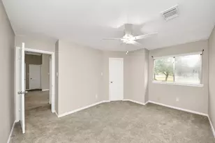 4330 E Meadows Dr, Sugar Land, TX 77479 - Photo 33