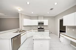 4330 E Meadows Dr, Sugar Land, TX 77479 - Photo 15